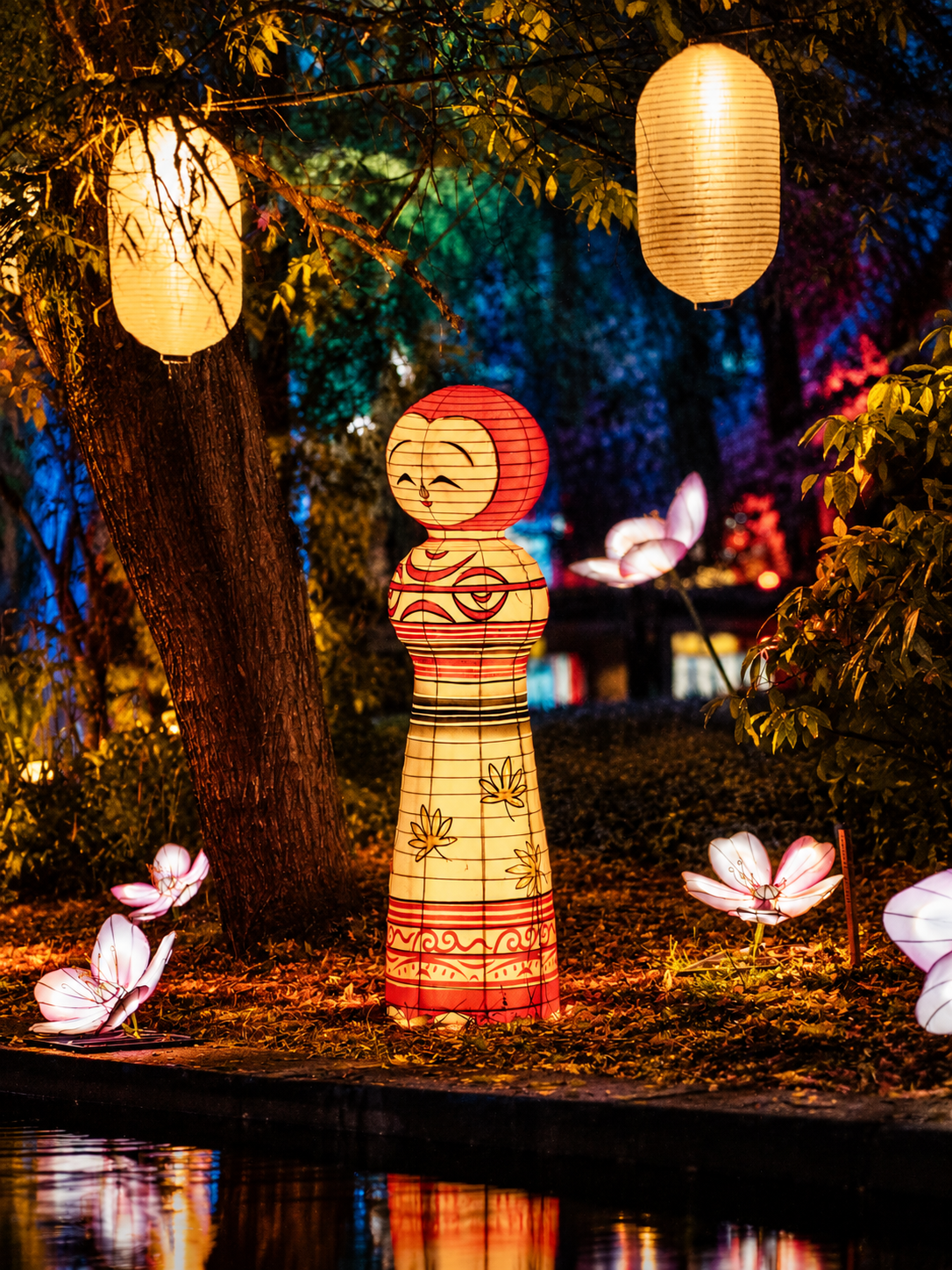 Lumina Park a atras 15.000 de persoane în primele trei zile de la deschidere 3 Enchanted Doll Lantern Garden