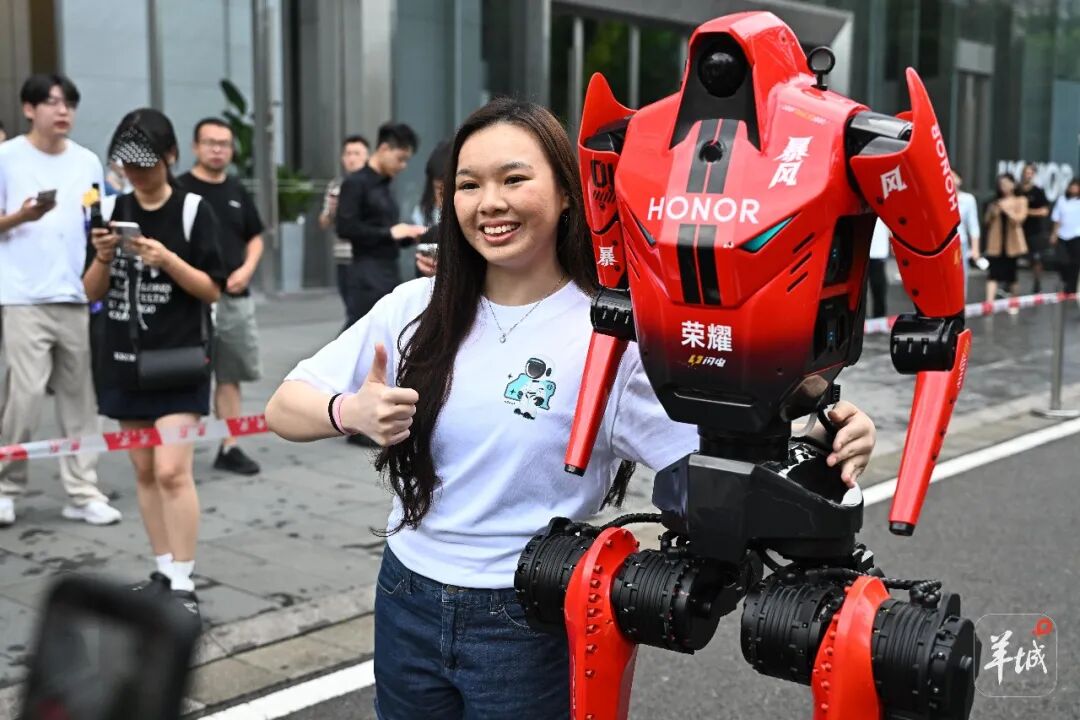 HONOR lansează a doua ediție HONOR Talents - NextGen Creators România 2 HONOR Alpha Tour 2026 Robot Racing 1