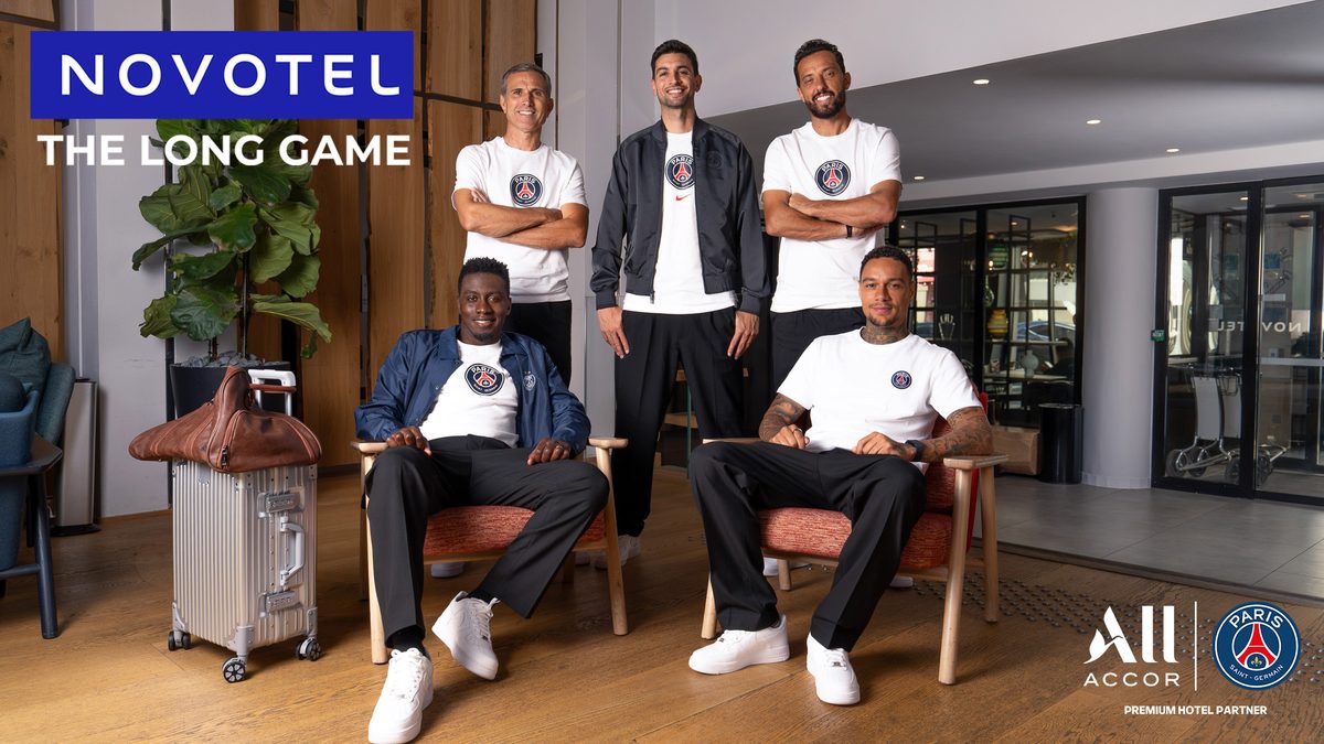 Check-in pentru longevitate: The Long Game, programul Novotel construit cu Paris Saint-Germain și cinci foști jucători ai clubului 12 Novotel x The Long Game Hero Image1