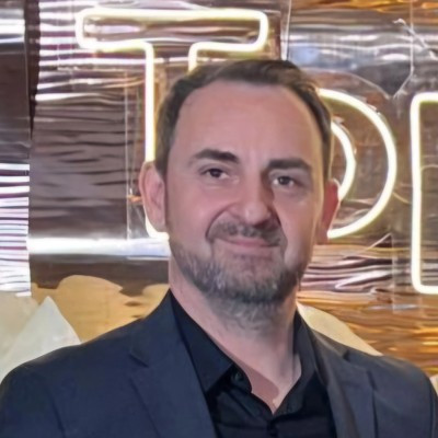 „The Good Alpine Life” începe la 1.400 de metri, o poveste semnatǎ de Sonica 8 Octavian Moldovan, General Manager - Radisson Blu Hotel, Sinaia Cota 1400
