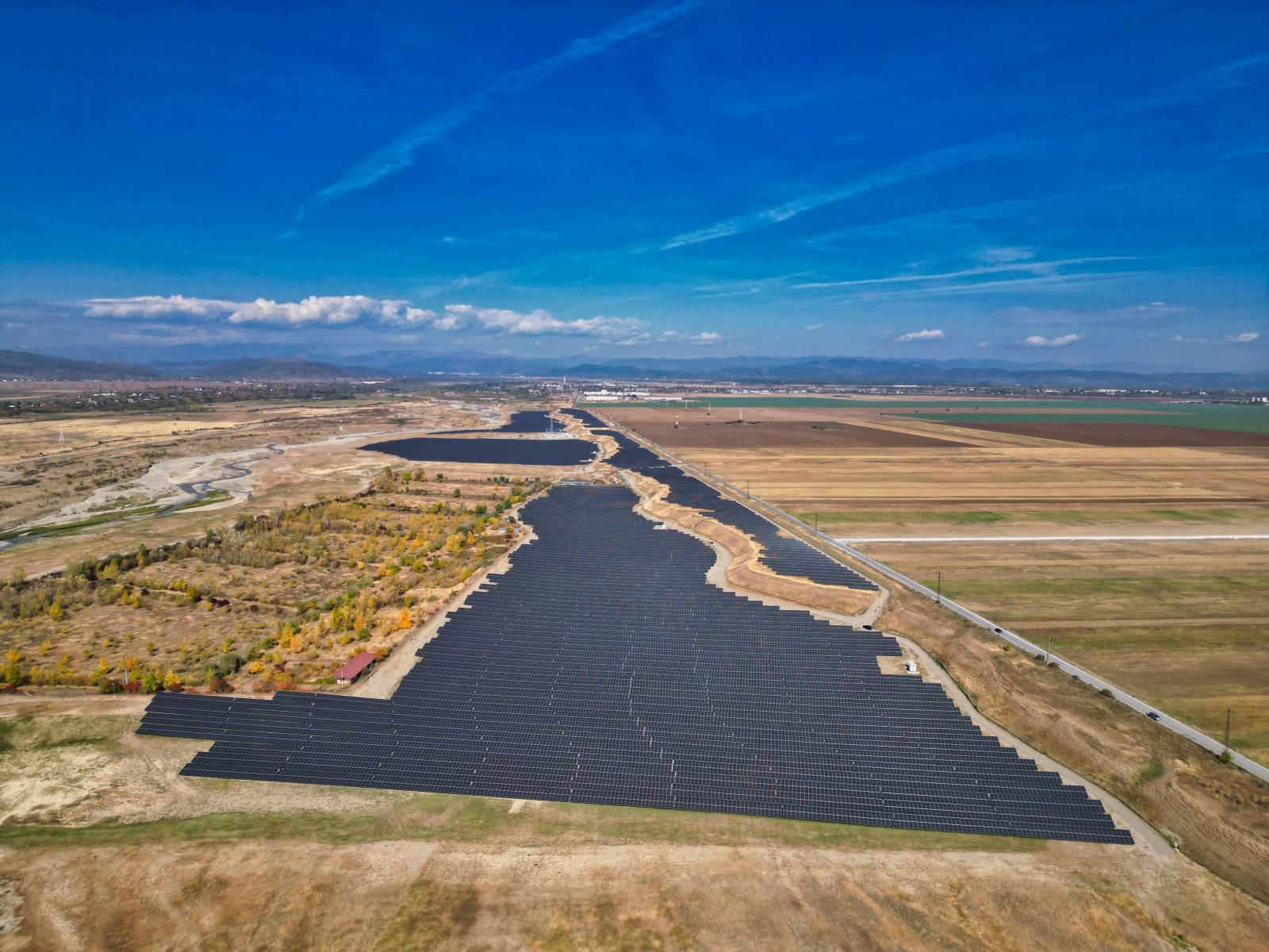 NEPI Rockcastle inaugurează cel de-al doilea parc fotovoltaic din portofoliu 2 PV Aricestii Rahtivani 3