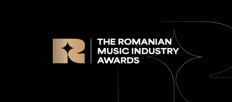 ROMINAS COVER