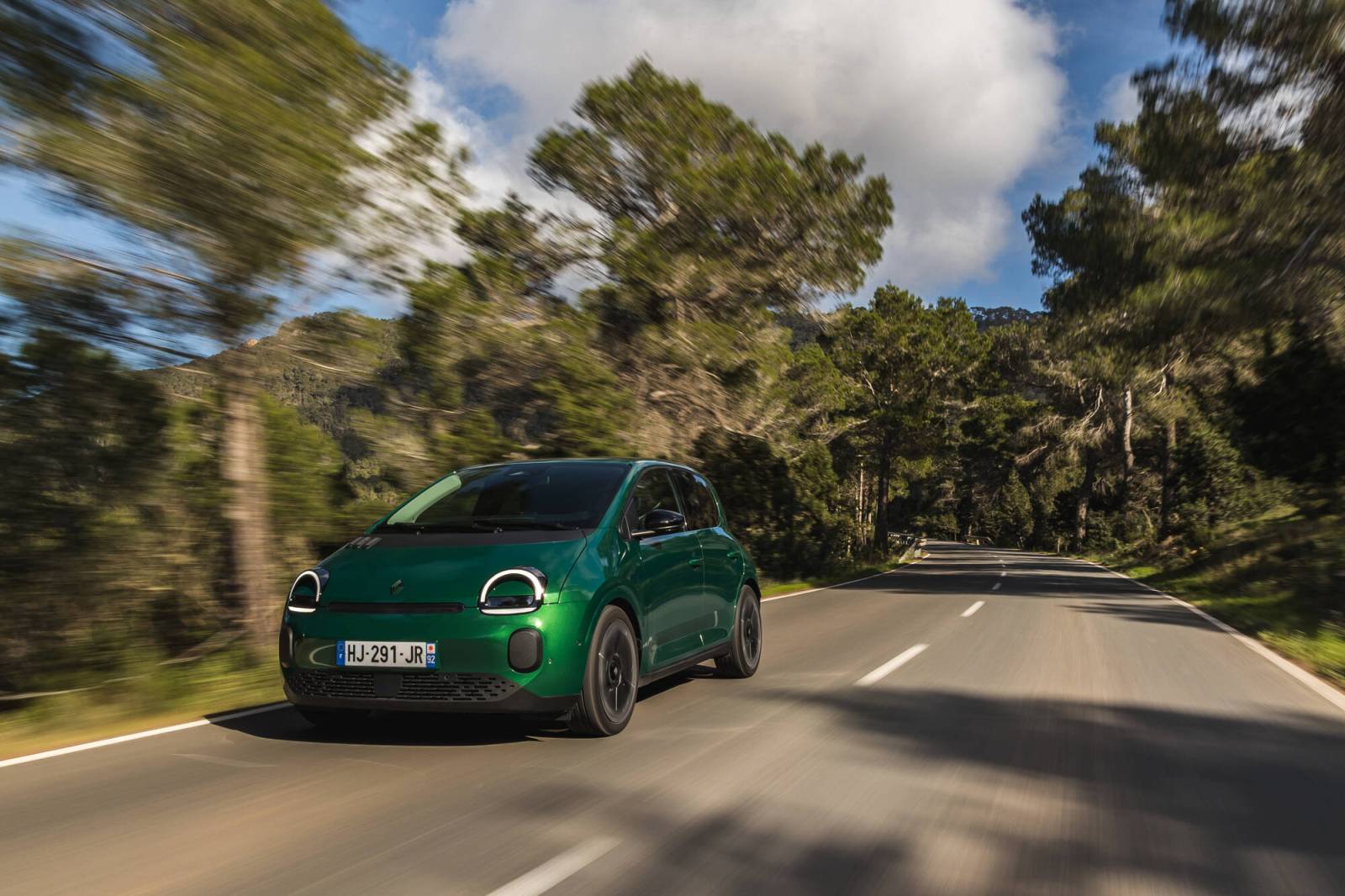 Renault Twingo E Tech electric Techno Vert Absolu