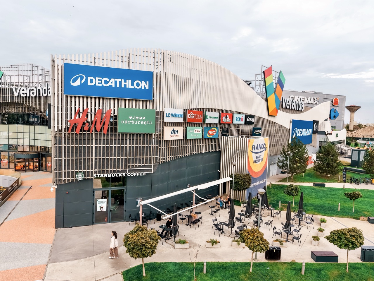 Veranda Mall împlinește 10 ani: investiții totale de peste 75 mil. euro 6 Veranda Mall 3