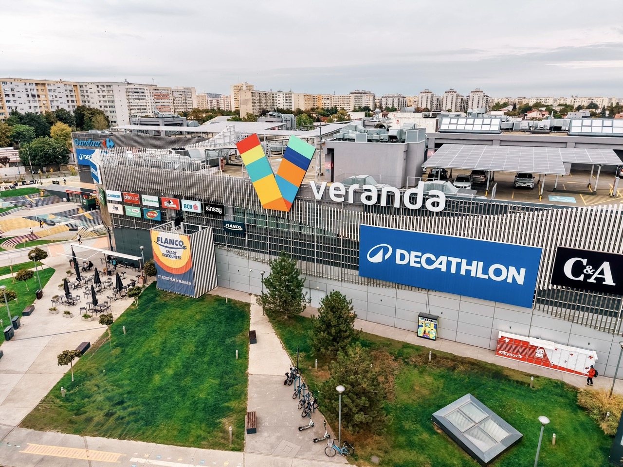 Veranda Mall împlinește 10 ani: investiții totale de peste 75 mil. euro 7 Veranda Mall 4