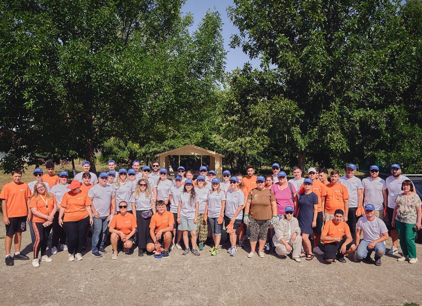 PepsiCo România susține cu peste 550.000 de euro cinci organizații care dezvoltă proiecte dedicate educației, agriculturii și accesului la apă 4 Voluntari PepsiCo World Vision