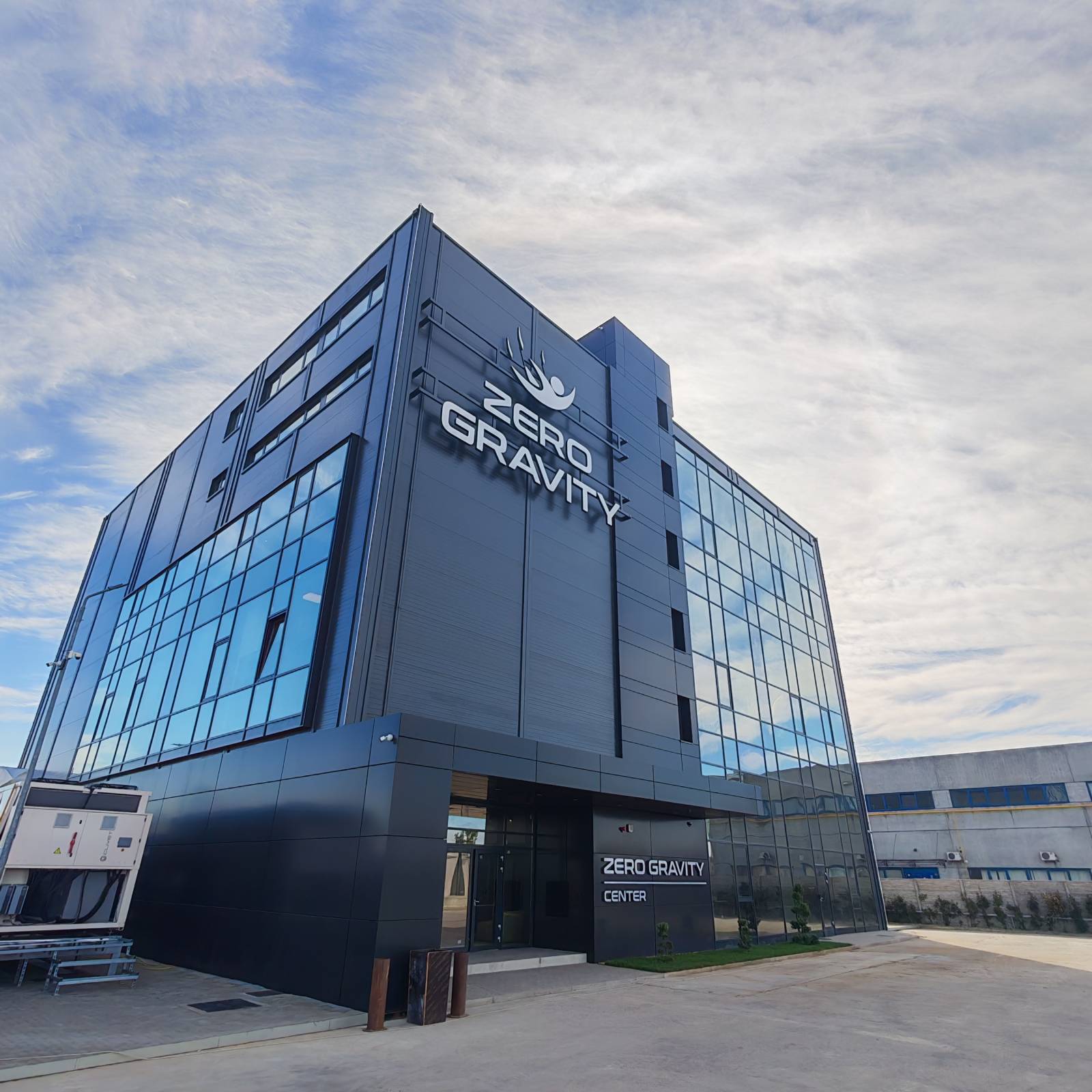 Zero Gravity Center