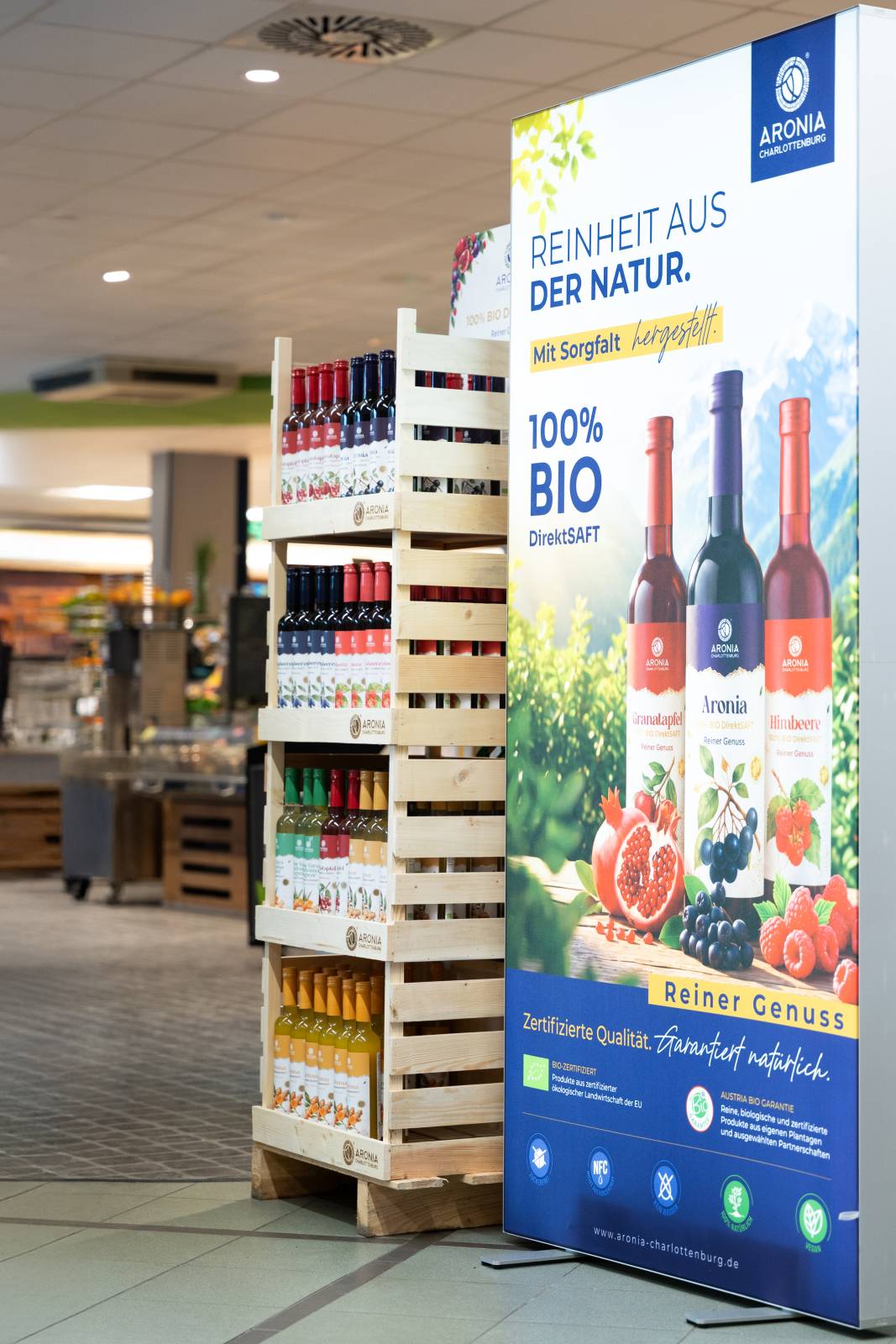 Aronia Charlottenburg câștigă teren în Germania: sucurile BIO ale brandului românesc ajung în marile magazine 2 aronia charlottenburg ca tiga teren in germania sucurile bio ale brandului romanesc ajung in marile magazine11