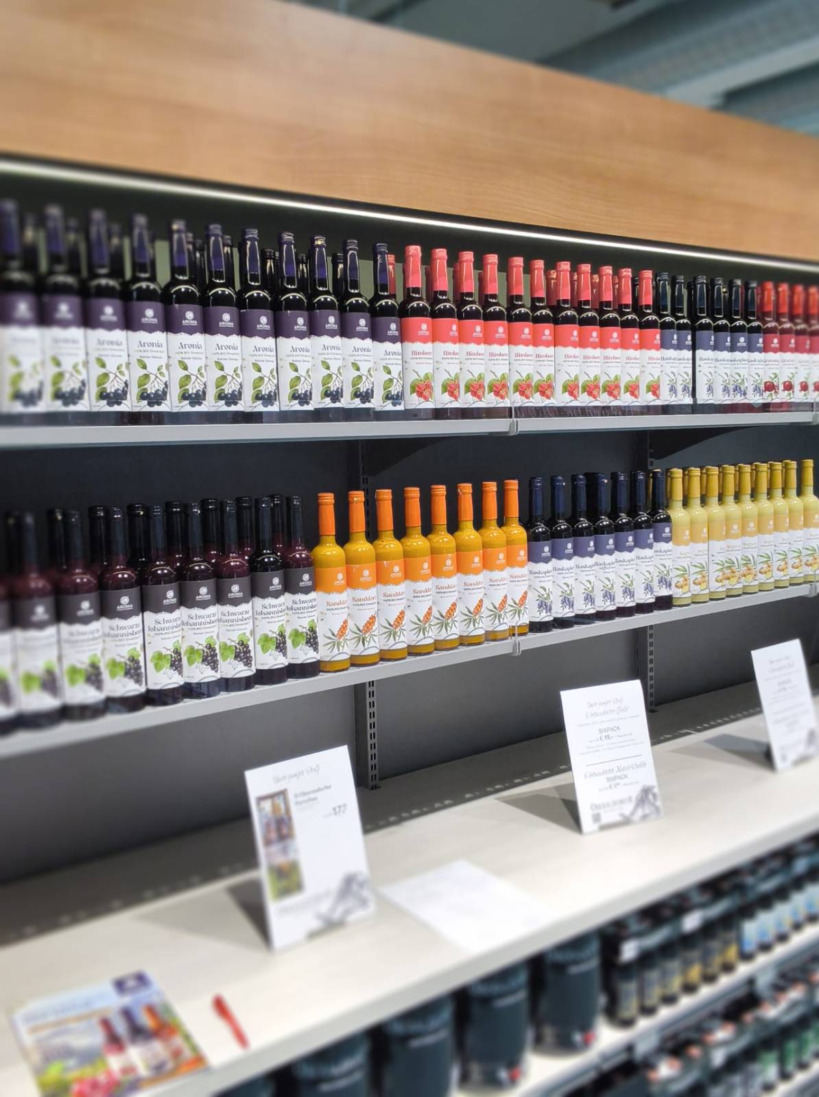 Aronia Charlottenburg câștigă teren în Germania: sucurile BIO ale brandului românesc ajung în marile magazine 1 aronia charlottenburg ca tiga teren in germania sucurile bio ale brandului romanesc ajung in marile magazine2